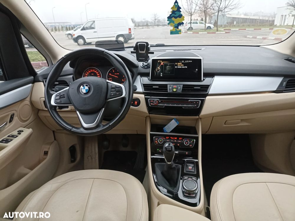 BMW Seria 2 216d Gran Tourer Luxury Line - 24