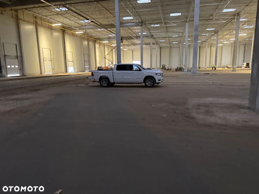 RAM 1500 5.7 eTorque Crew Cab Shortbed Laramie Sport - 17