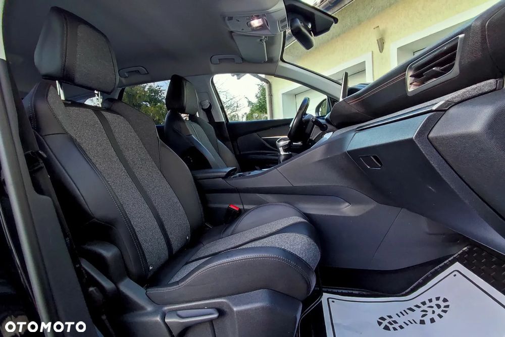 Peugeot 3008 HDi 115 Allure - 15