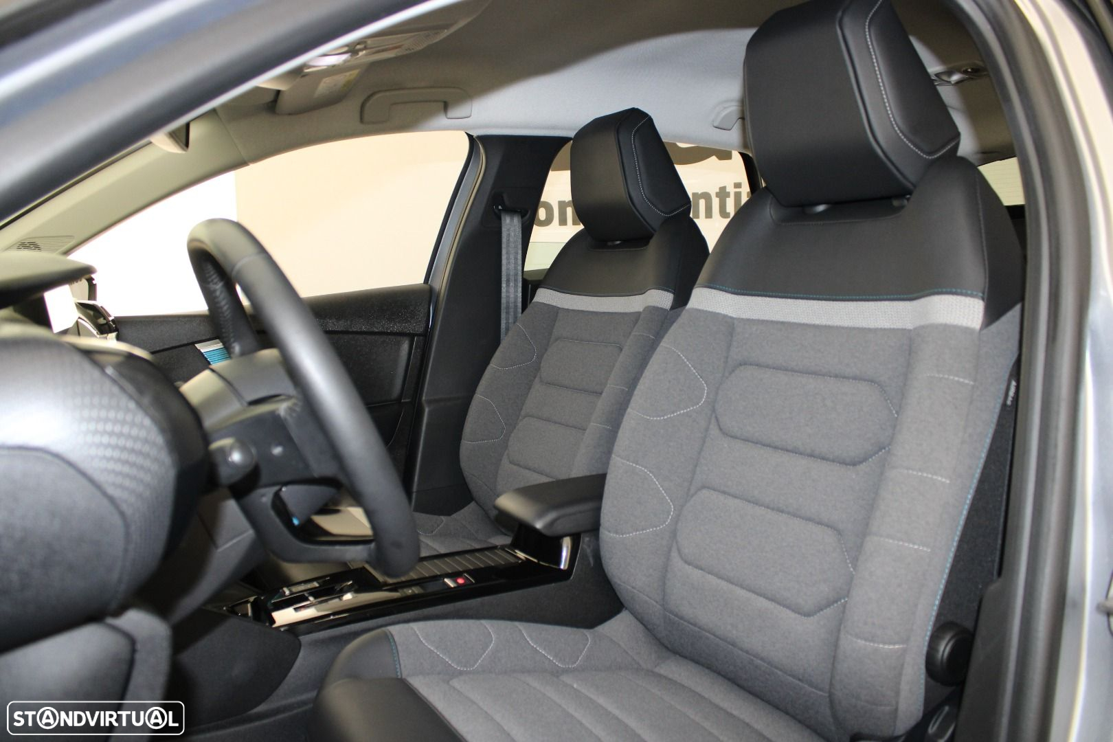 Citroën e-C4 50 kWh E-Series Collection - 24