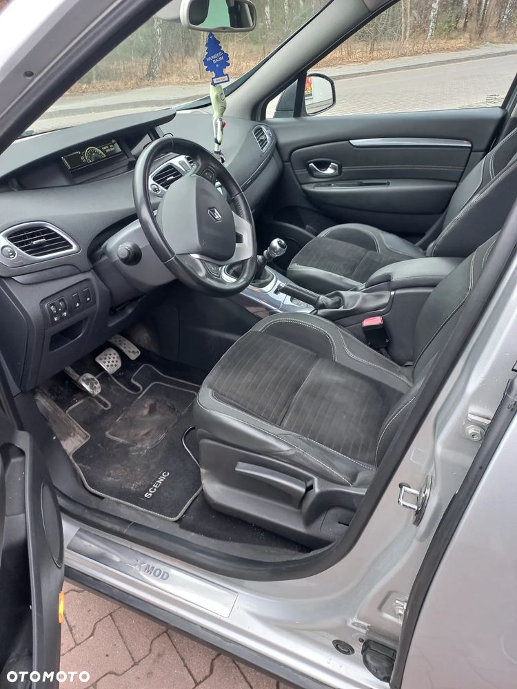 Renault Scenic dCi 110 Xmod Paris - 10