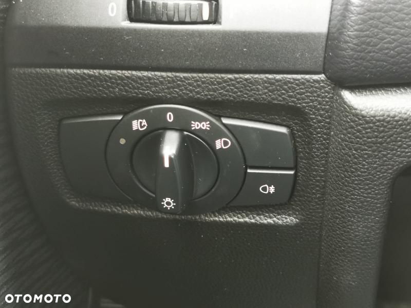 BMW Seria 1 118d - 17