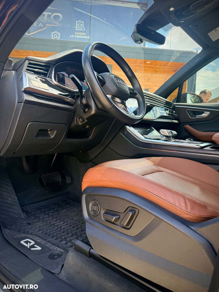 Audi Q7 - 11