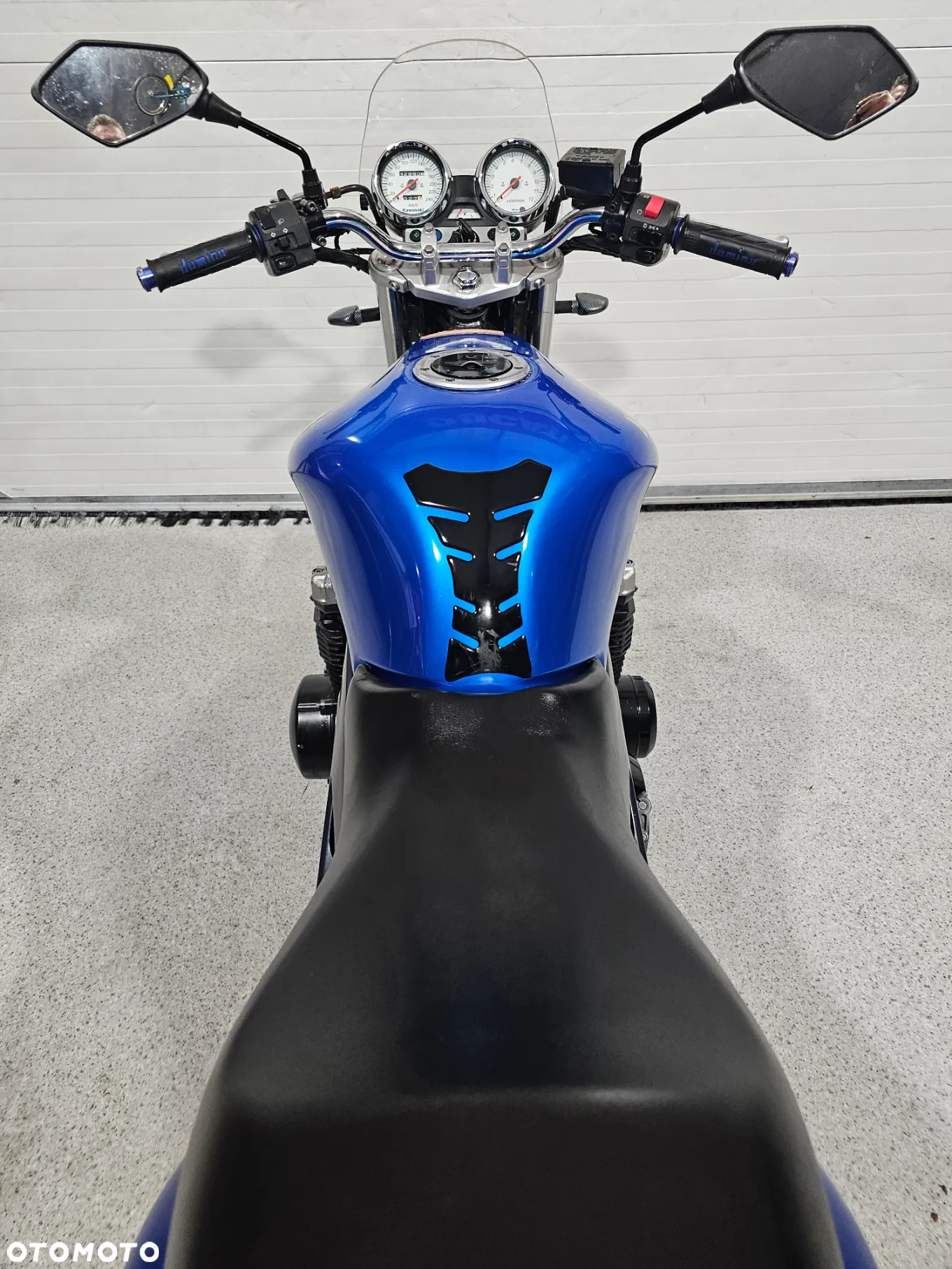 Kawasaki ZR - 30