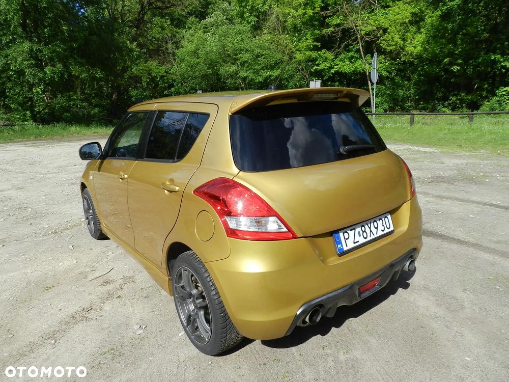 Suzuki Swift - 4