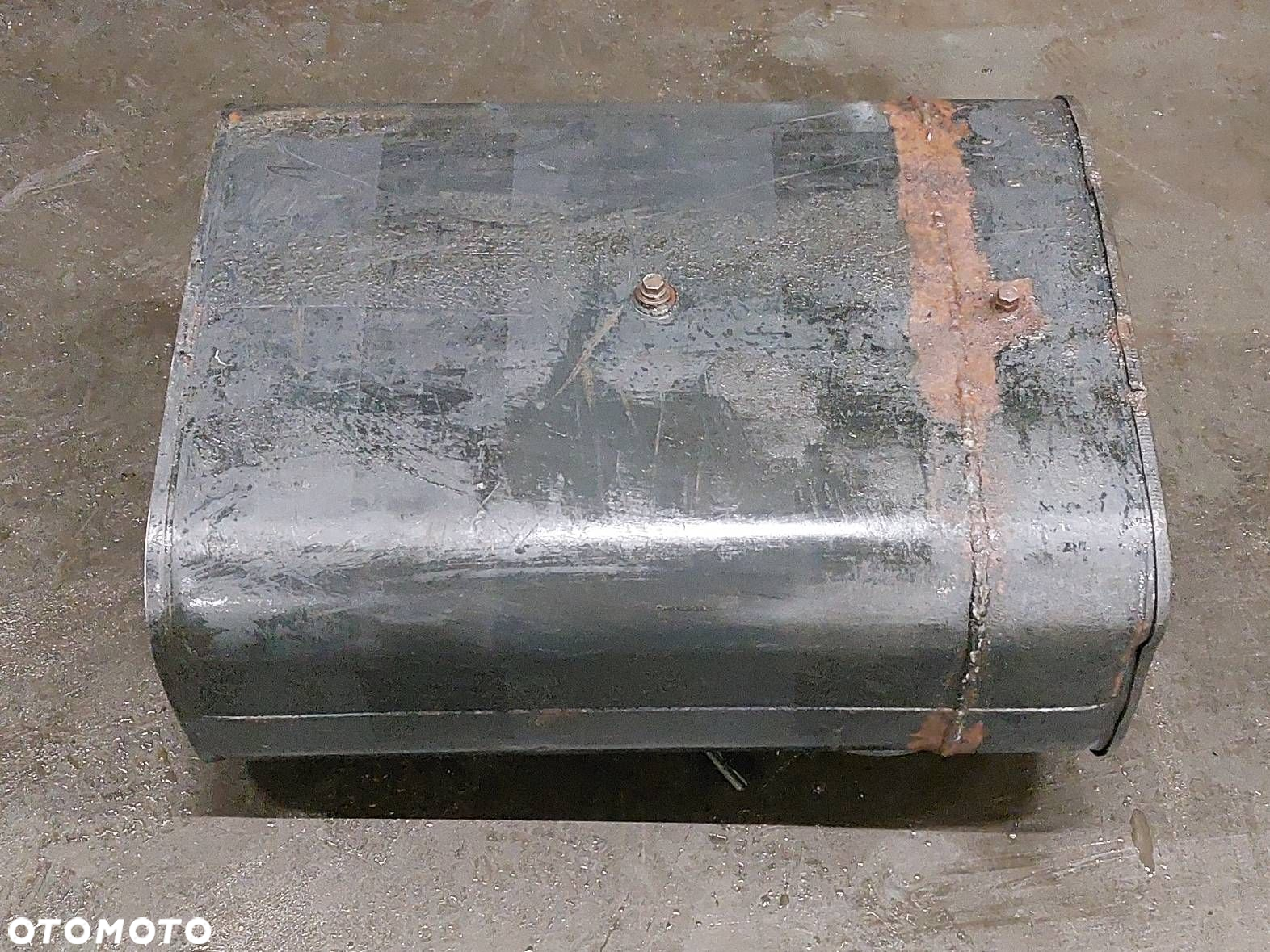 BAK ZBIORNIK PALIWA + POMPKA METALOWY MAN L2000 8.113 LC - 3
