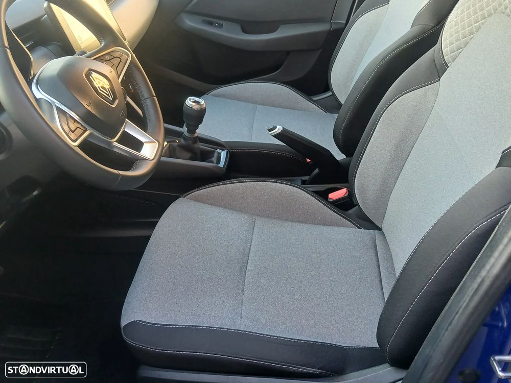 Renault Clio 1.0 TCe Techno Bi-Fuel - 16