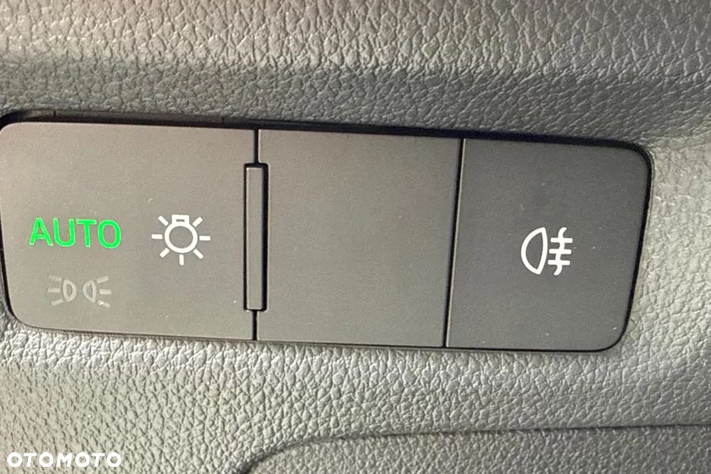 Skoda Octavia 1.5 TSI mHEV Drive Selection DSG - 25