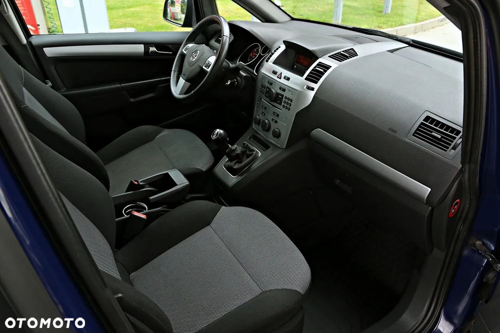 Opel Zafira 1.7 CDTI ecoFLEX Family - 23