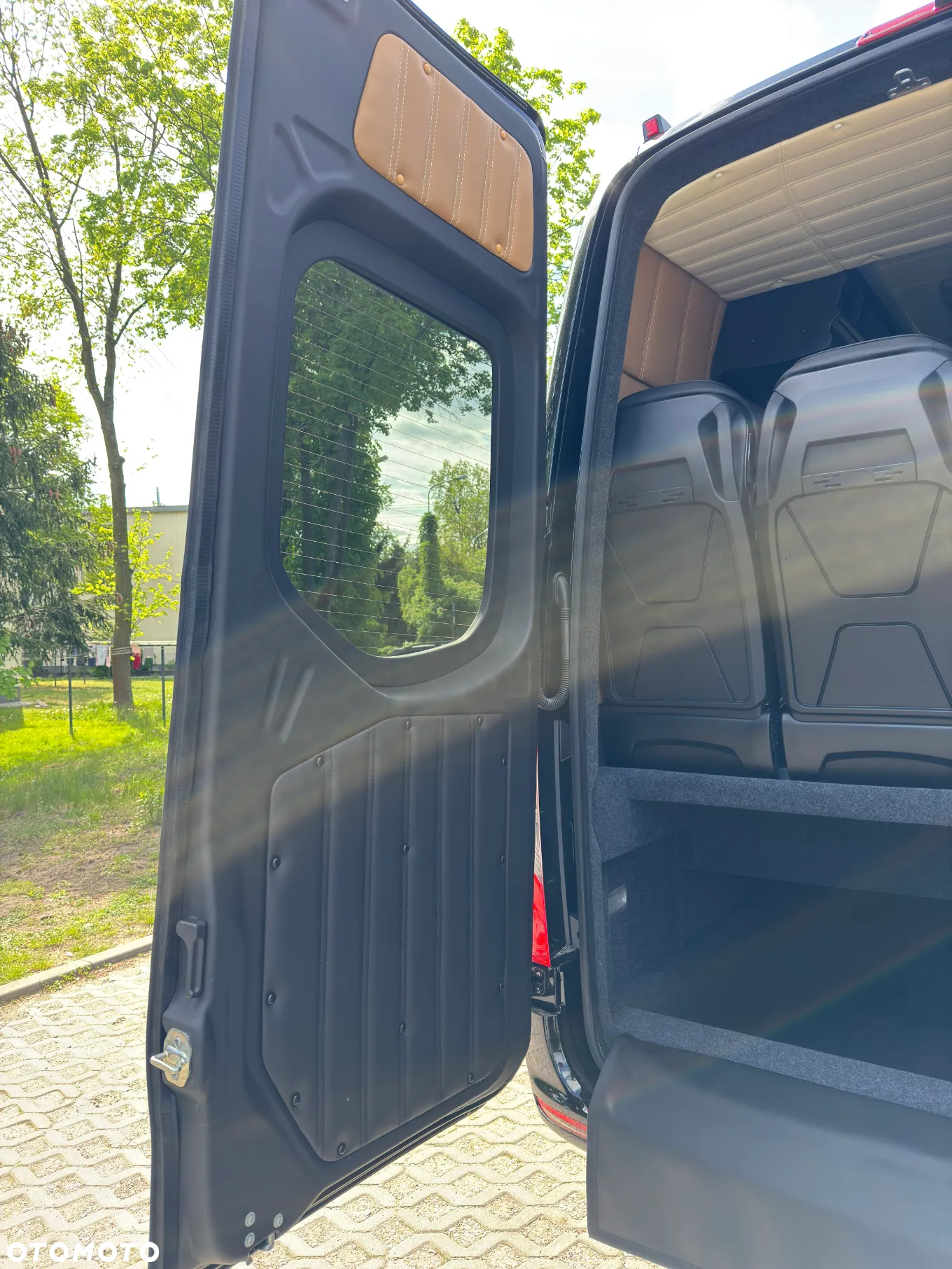 Mercedes-Benz Sprinter - 19