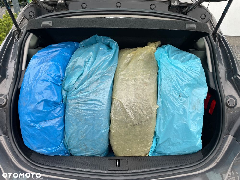 Opel Astra 1.6 Sport EU6 - 16