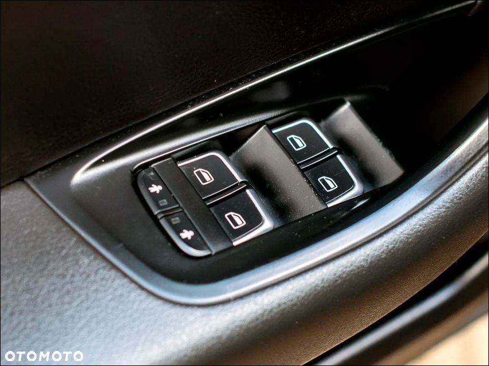 Audi A6 Allroad - 31