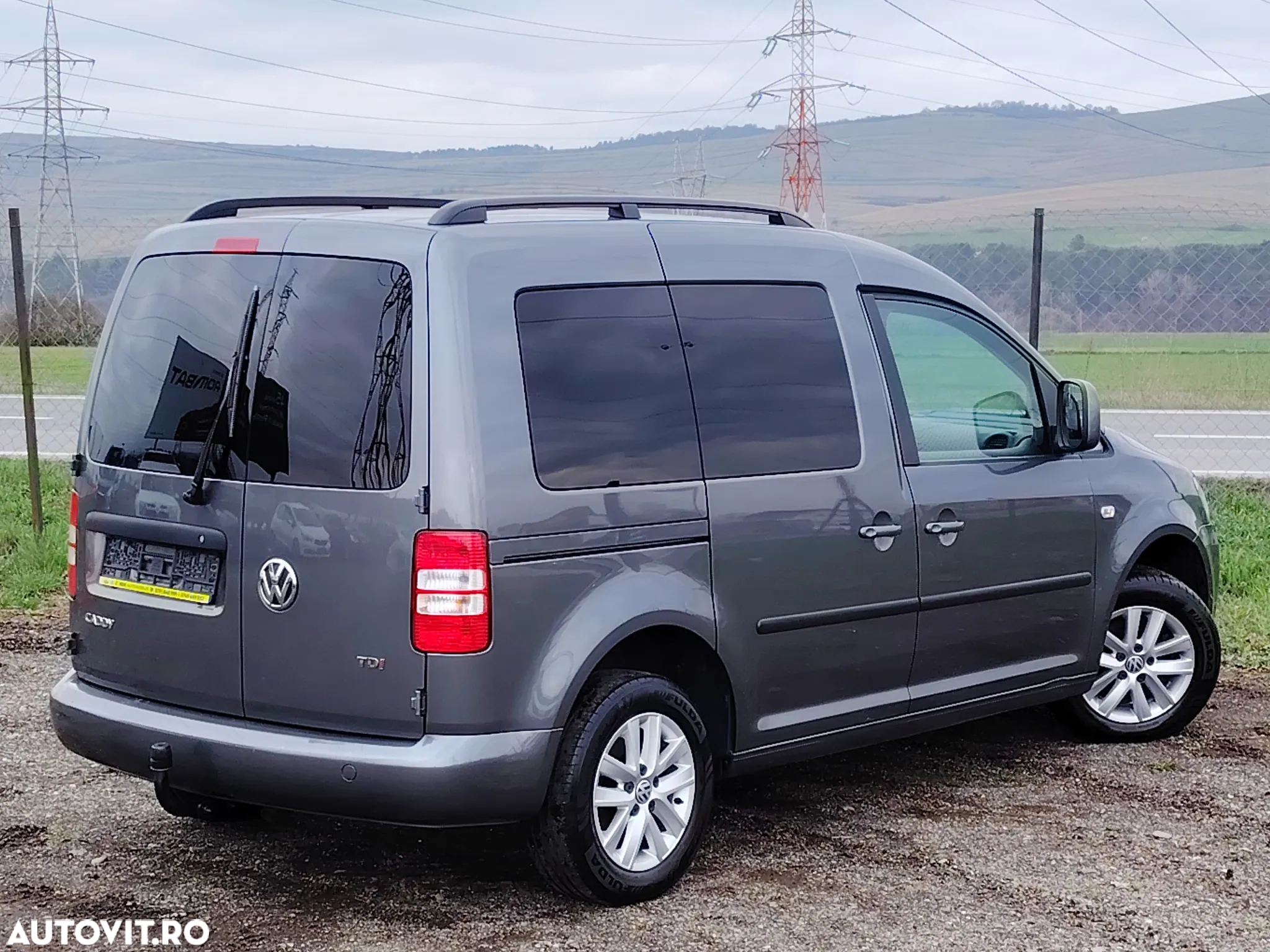 Volkswagen Caddy 1.6 TDI Comfortline DSG - 16