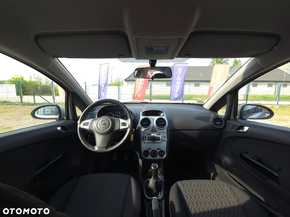 Opel Corsa 1.4 16V Edition - 29