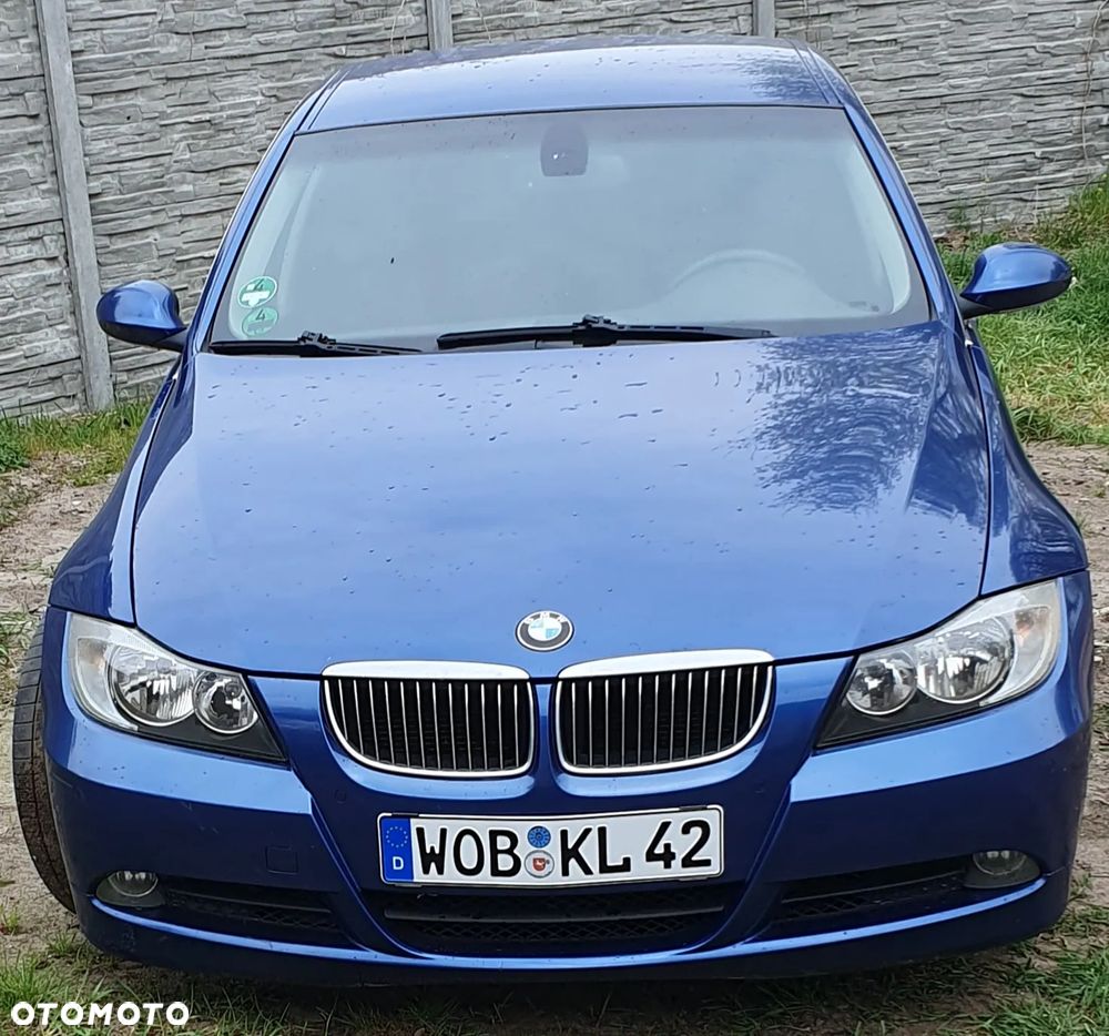 BMW Seria 3 325i Edition Sport - 8