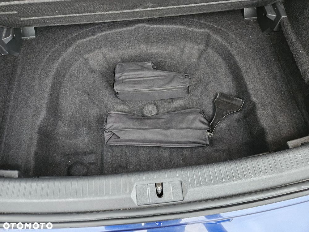 Volkswagen Golf 1.4 TSI DSG Sound - 17