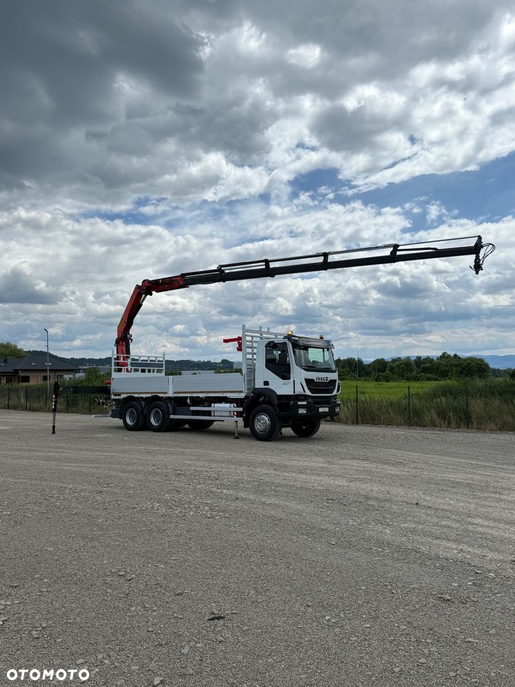 Iveco Trakker 410 6x4 SKRZYNIA 6.8m HDS PALFINGER 22002-eh / PILOT 5x wysów ROTATOR STAN IDEALNY - 3