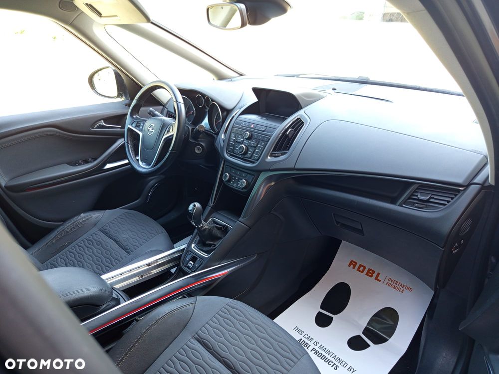 Opel Zafira - 8