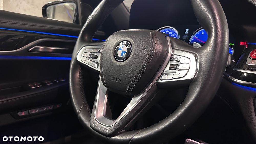 BMW Seria 7 750Li xDrive Edition Exclusive - 39