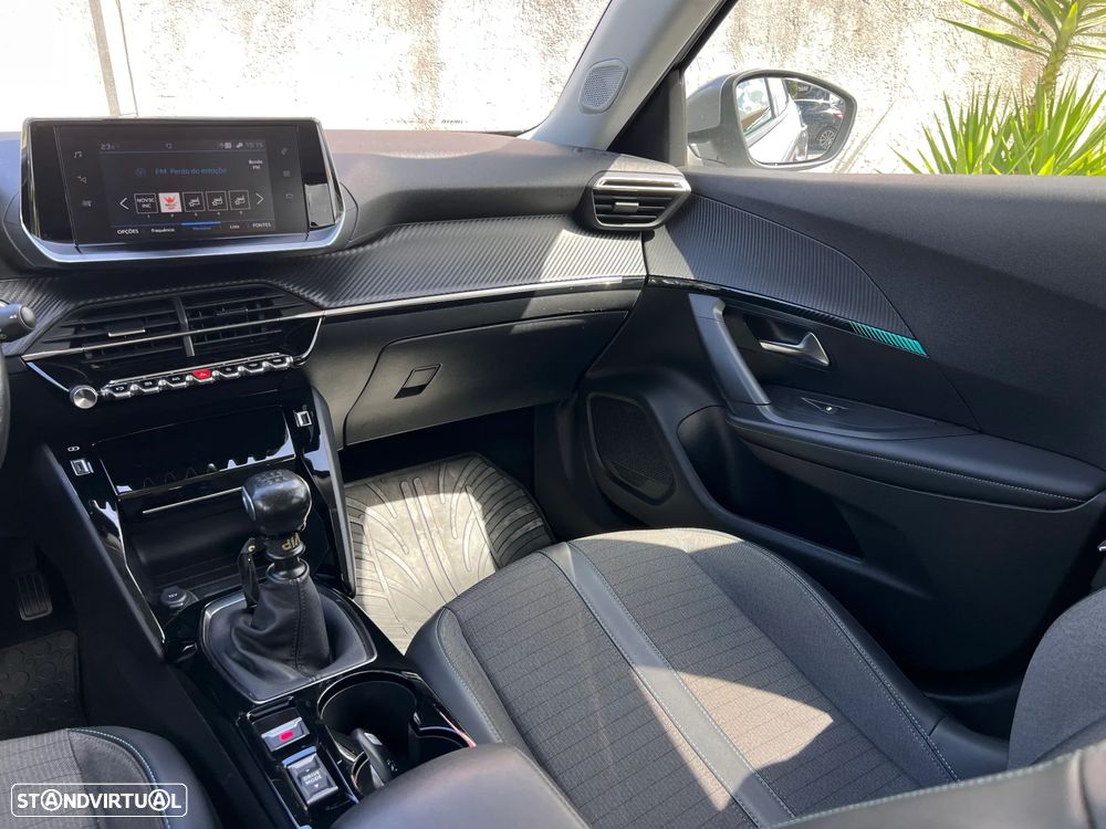 Peugeot 2008 1.2 PureTech Allure - 13
