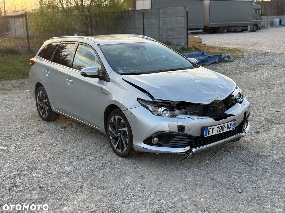 Toyota Auris 1.8 VVT-i Automatik Executive - 3