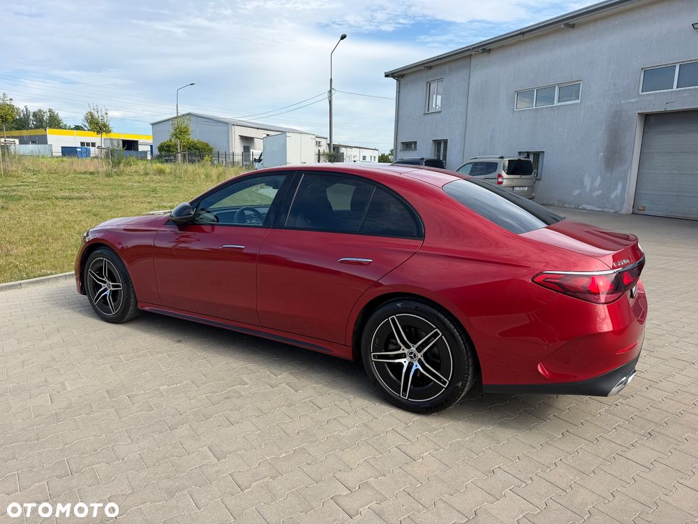 Mercedes-Benz Klasa E 220 d mHEV 4-Matic AMG 9G-Tronic - 5