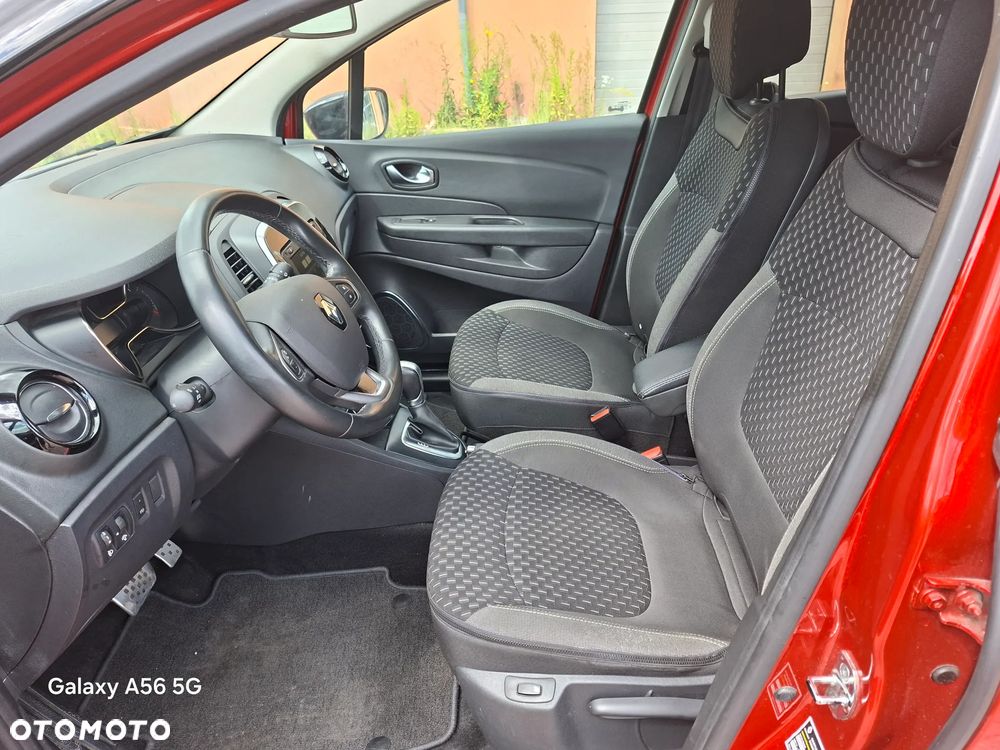 Renault Captur - 28