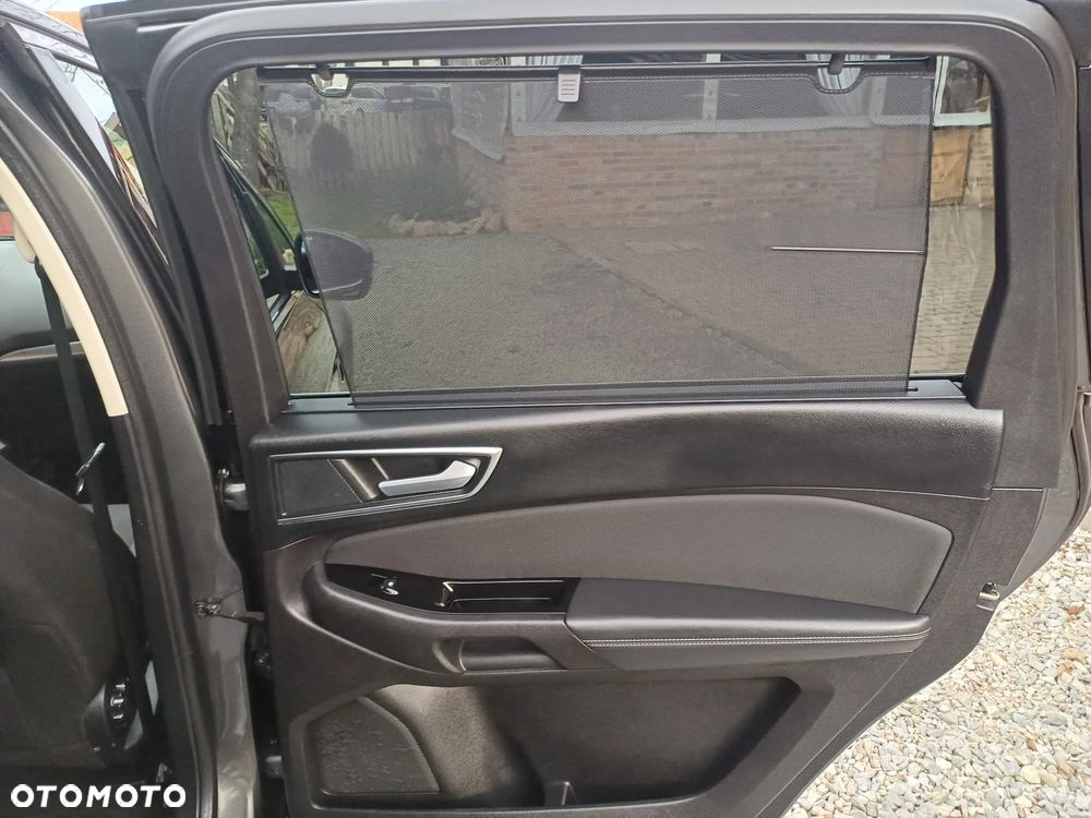 Ford S-Max - 27