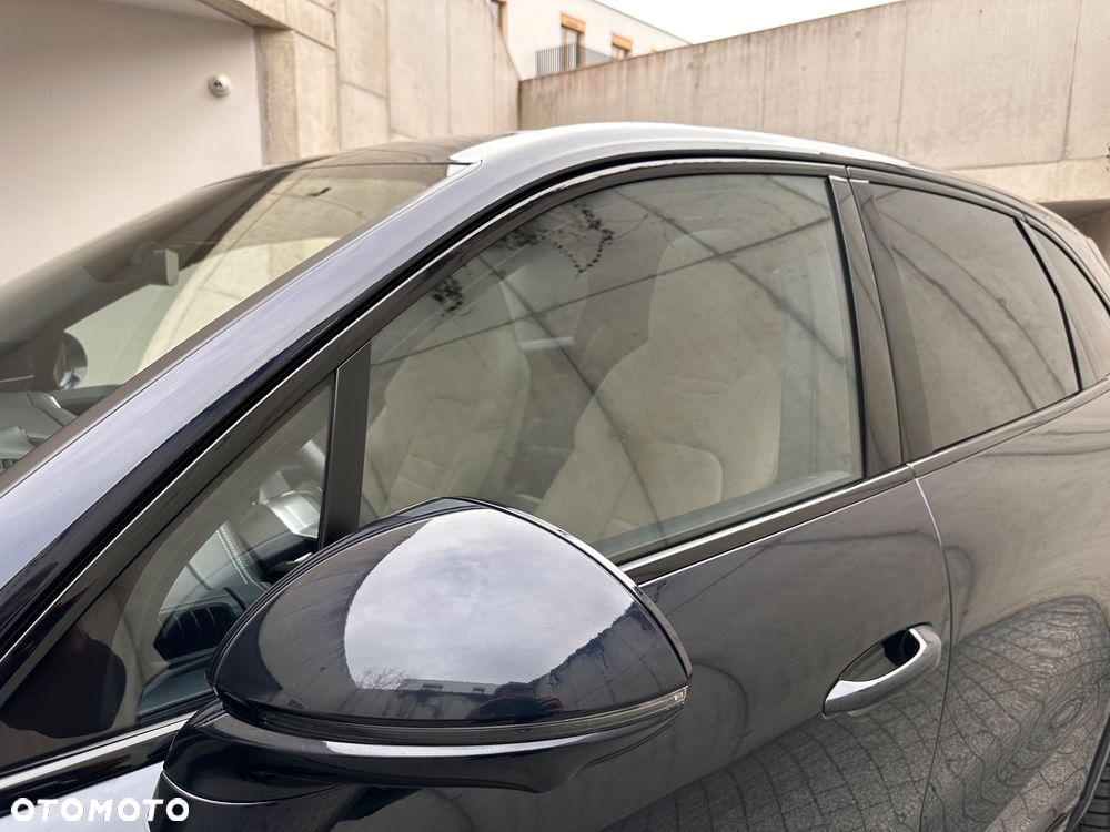 Porsche Cayenne Standard - 12