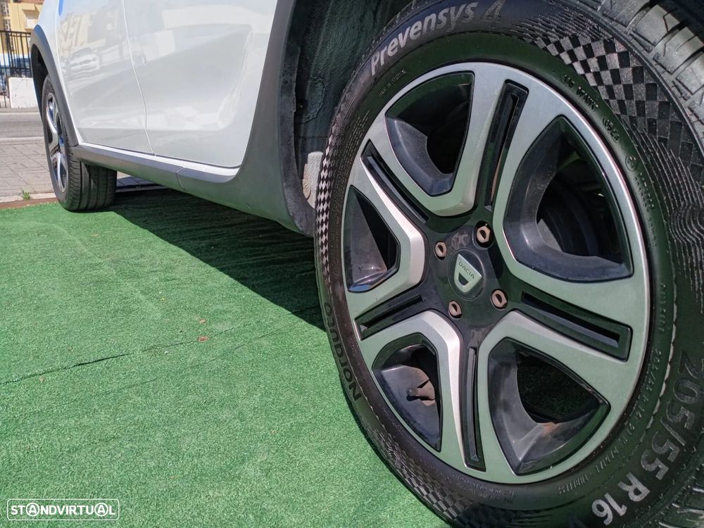 Dacia Sandero 0.9 TCe Stepway - 12