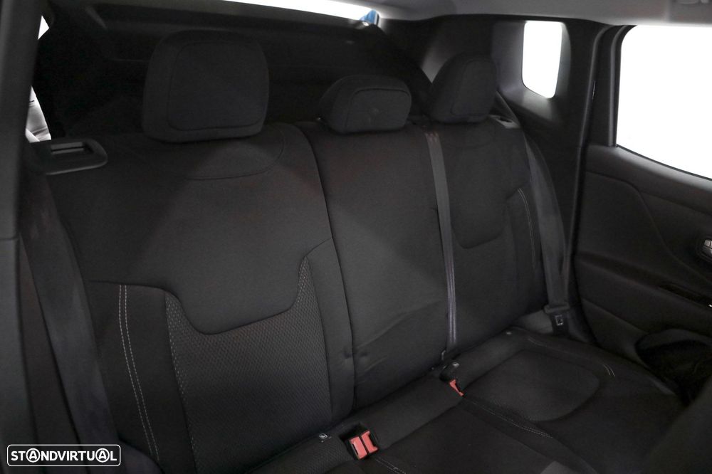 Jeep Renegade 1.5 TG e-Hybrid Altitude DCT - 12