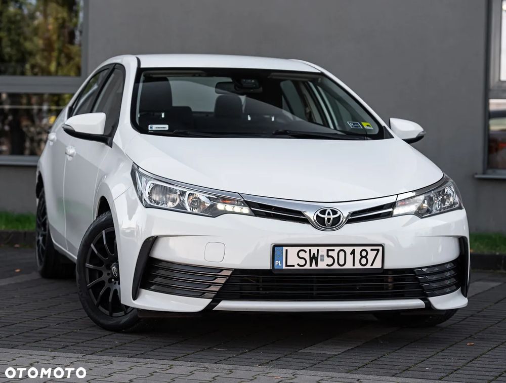 Toyota Corolla 1.4 D-4D Premium - 1