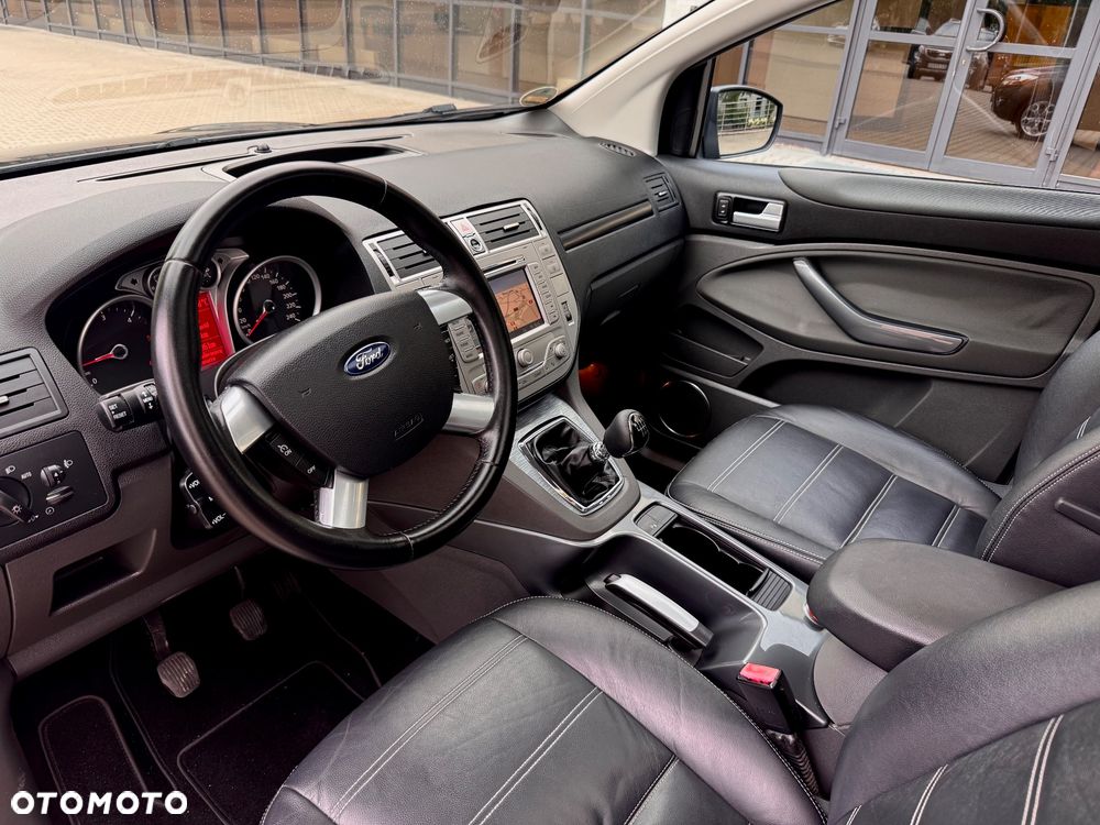 Ford Kuga 2.0 TDCi 4x4 Titanium - 13