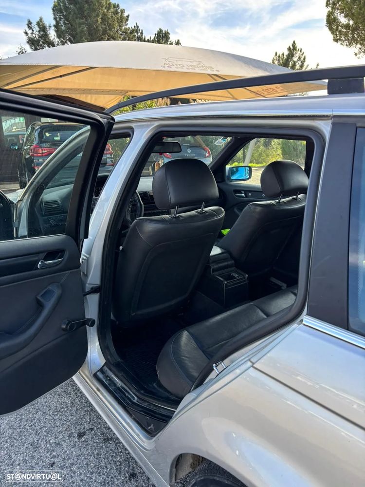 BMW 320 d Touring - 25