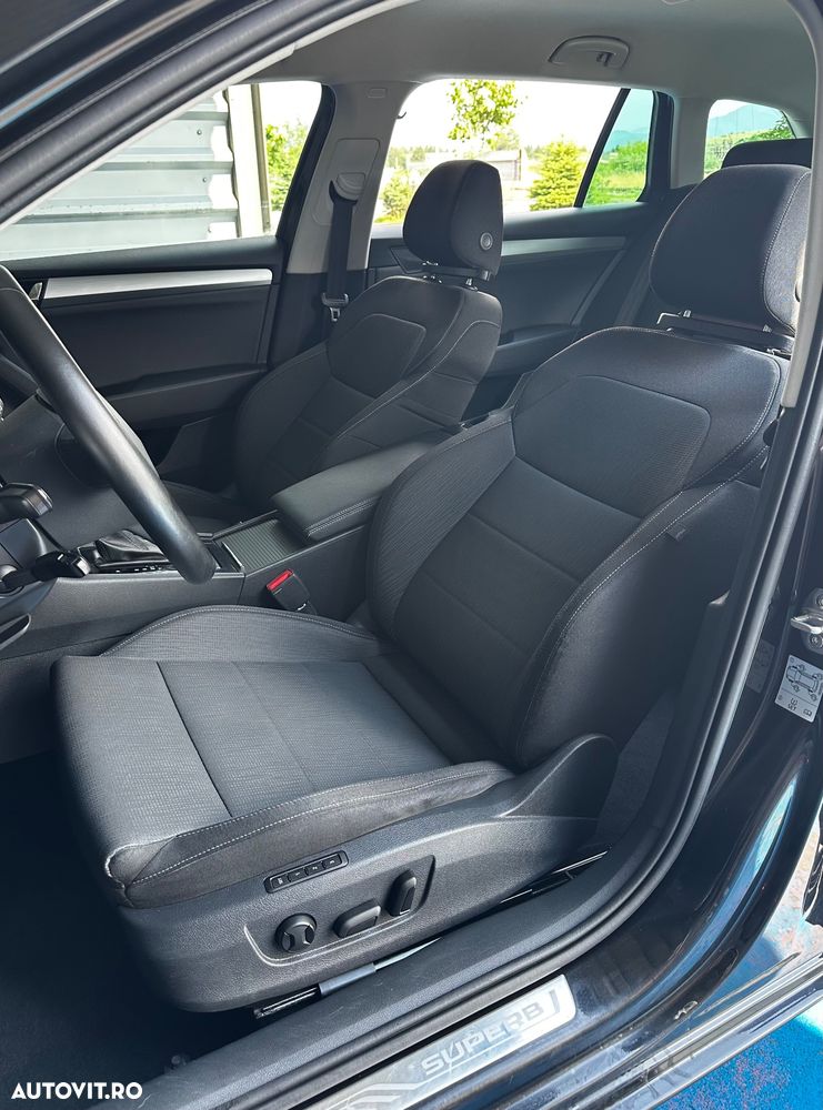 Skoda Superb 1.6 TDI DSG Ambition - 16