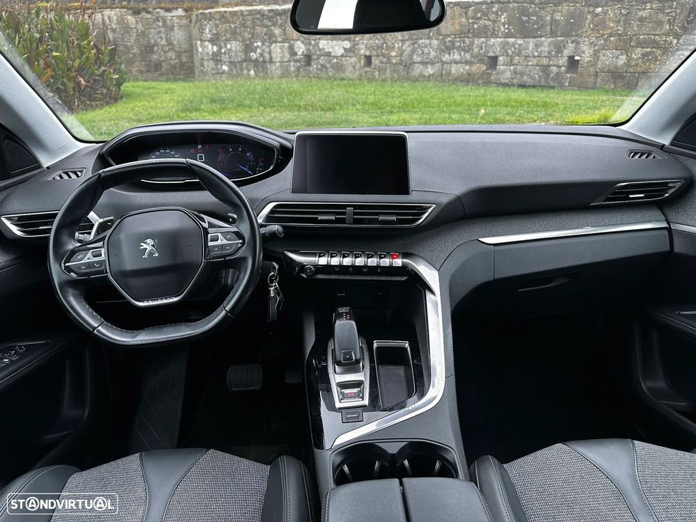 Peugeot 5008 1.5 BlueHDi Allure EAT8 - 7