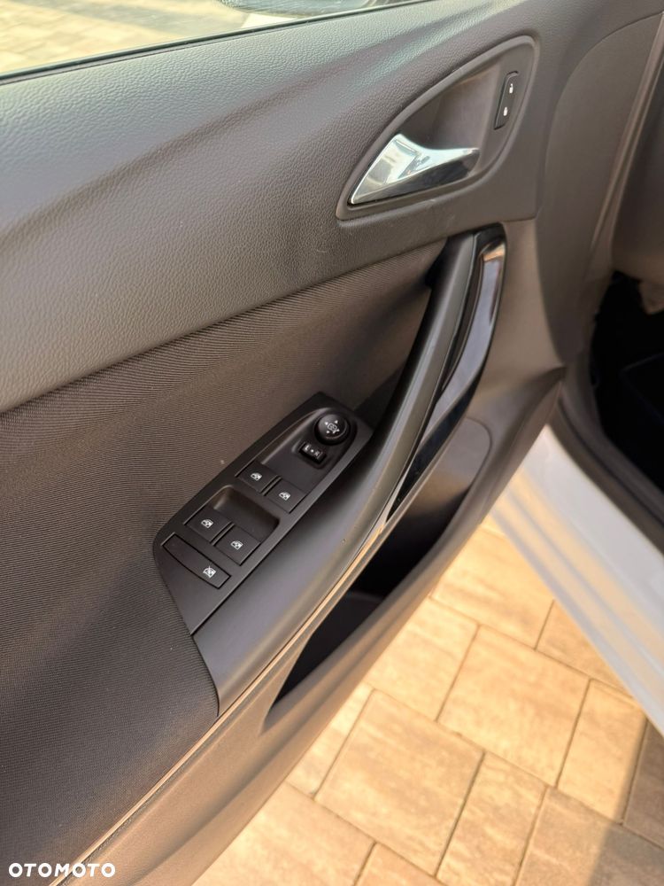 Opel Astra 1.4 Turbo Active - 18