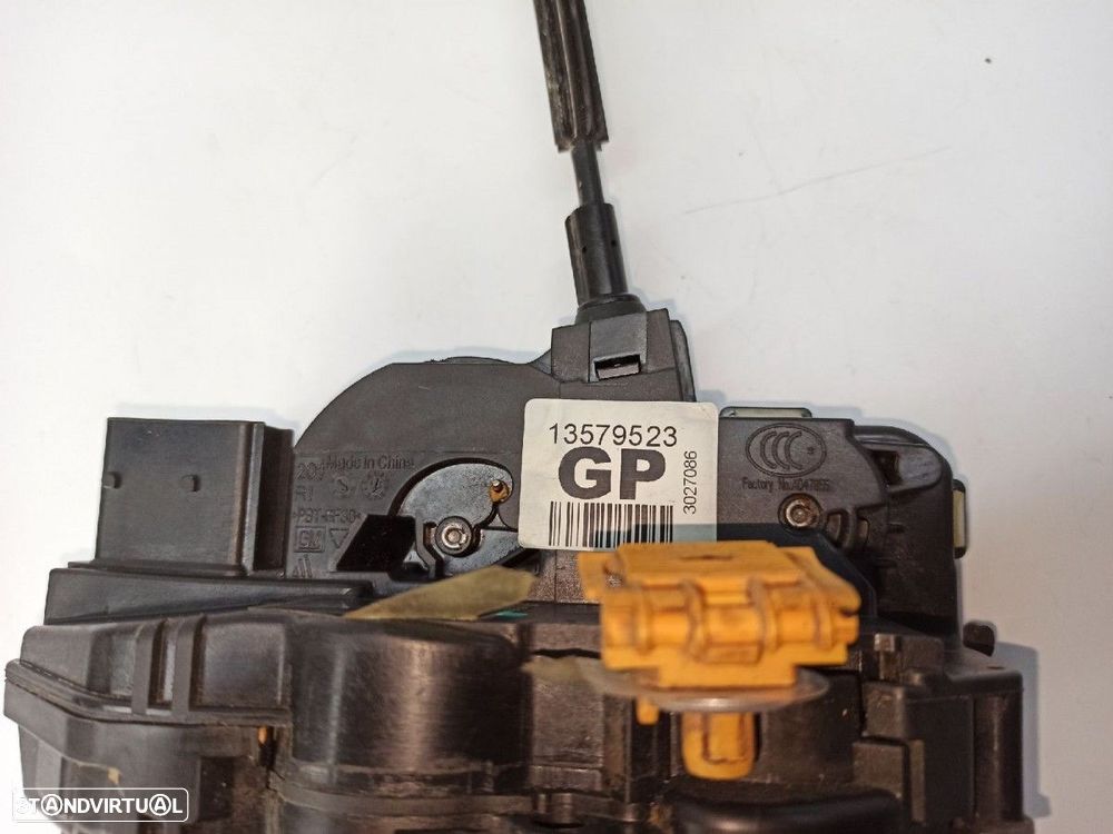 FECHADURA PORTA FRENTE DIREITA CHEVROLET CRUZE LS - 2