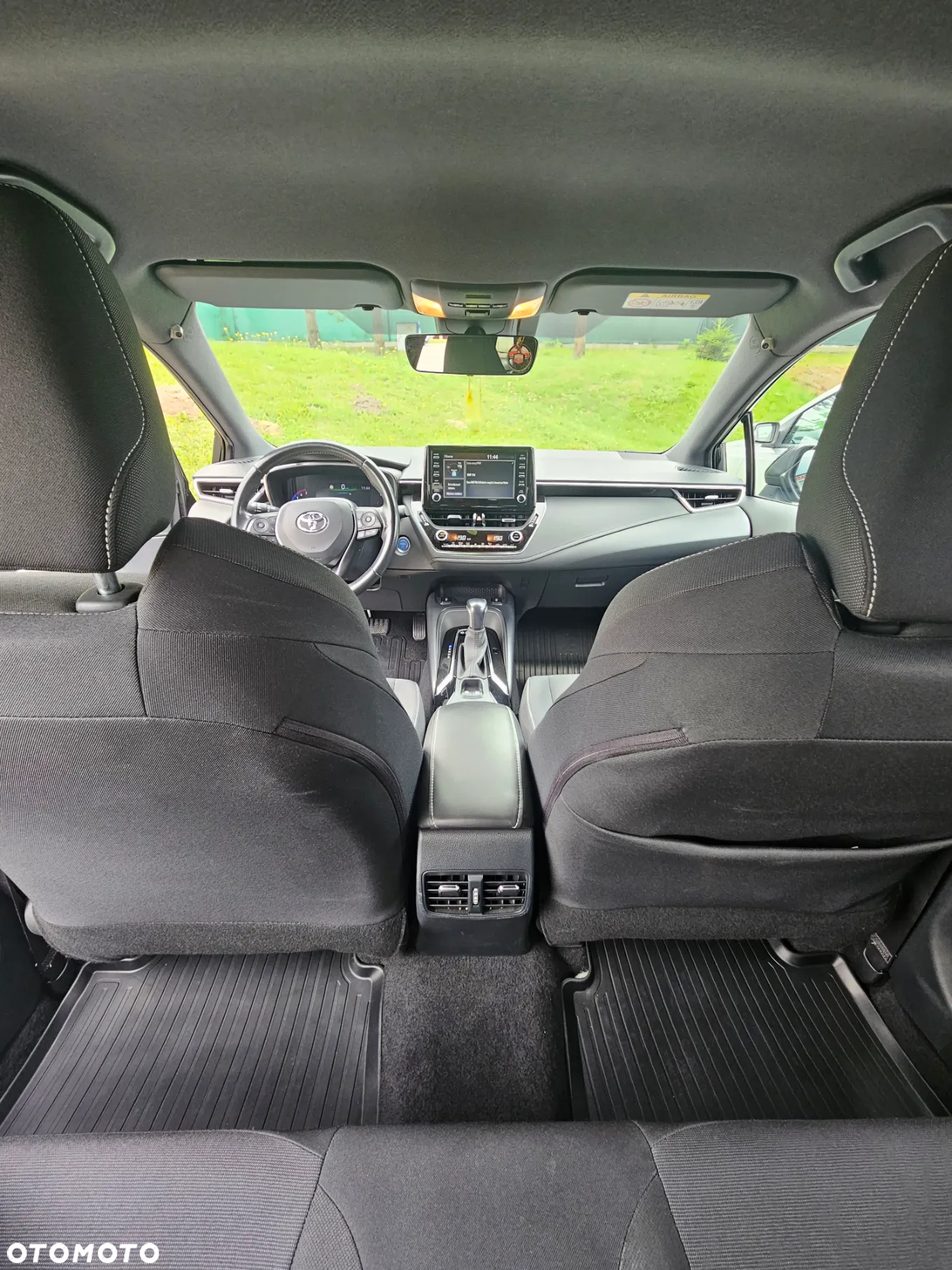 Toyota Corolla 1.8 Hybrid Comfort - 9