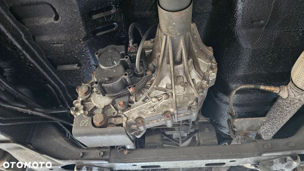 Isuzu D-Max 1.9 DC L - 16