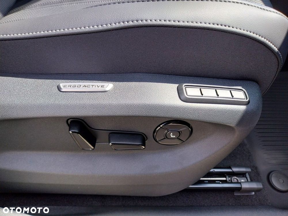 Volkswagen Tiguan - 7