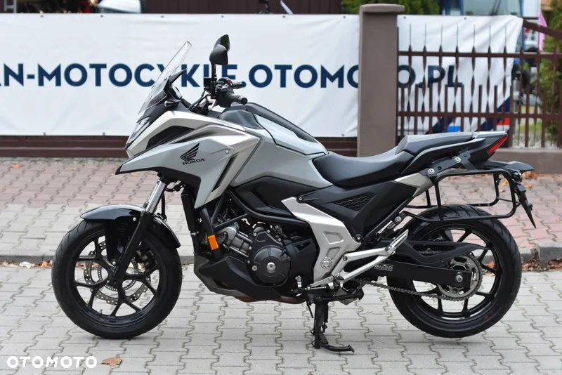 Honda NC - 19