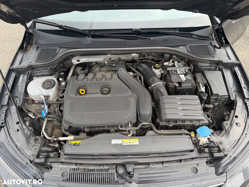 Volkswagen Golf 1.5 TSI ACT DSG Style - 26