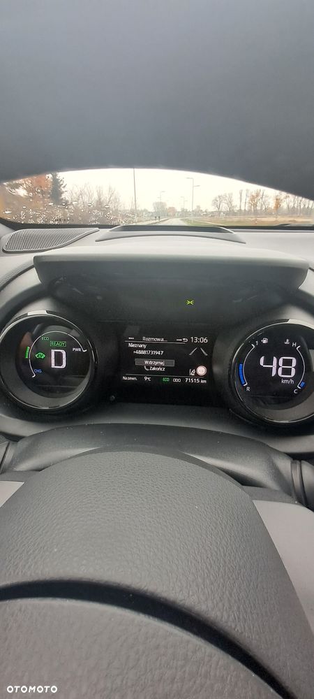 Toyota Yaris Hybrid 1.5 Selection Style - 13