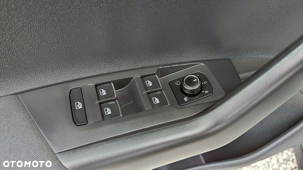 Volkswagen Polo - 28