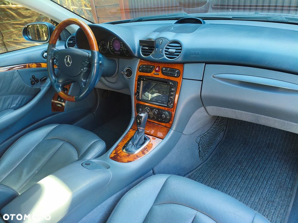 Mercedes-Benz CLK - 8