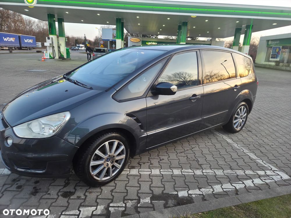 Ford S-Max 2.0 Ambiente - 2