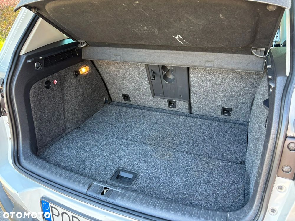 Volkswagen Tiguan - 8