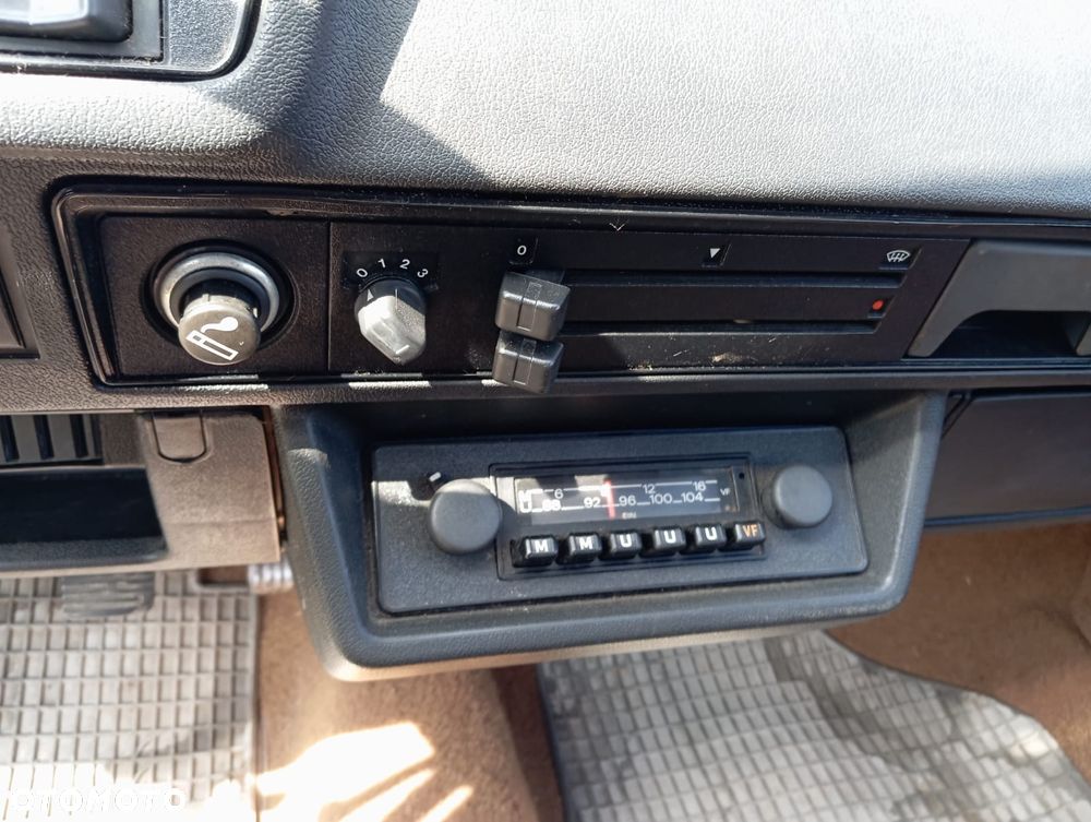 Volkswagen Polo - 5