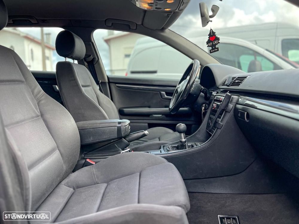 Audi A4 1.9 TDI m6 S-Line - 16